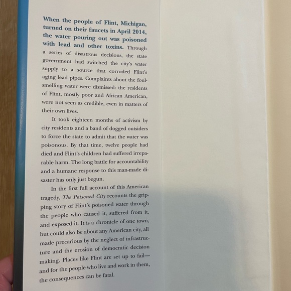 The Poisoned City by Anna Clark - Picture 3 of 3